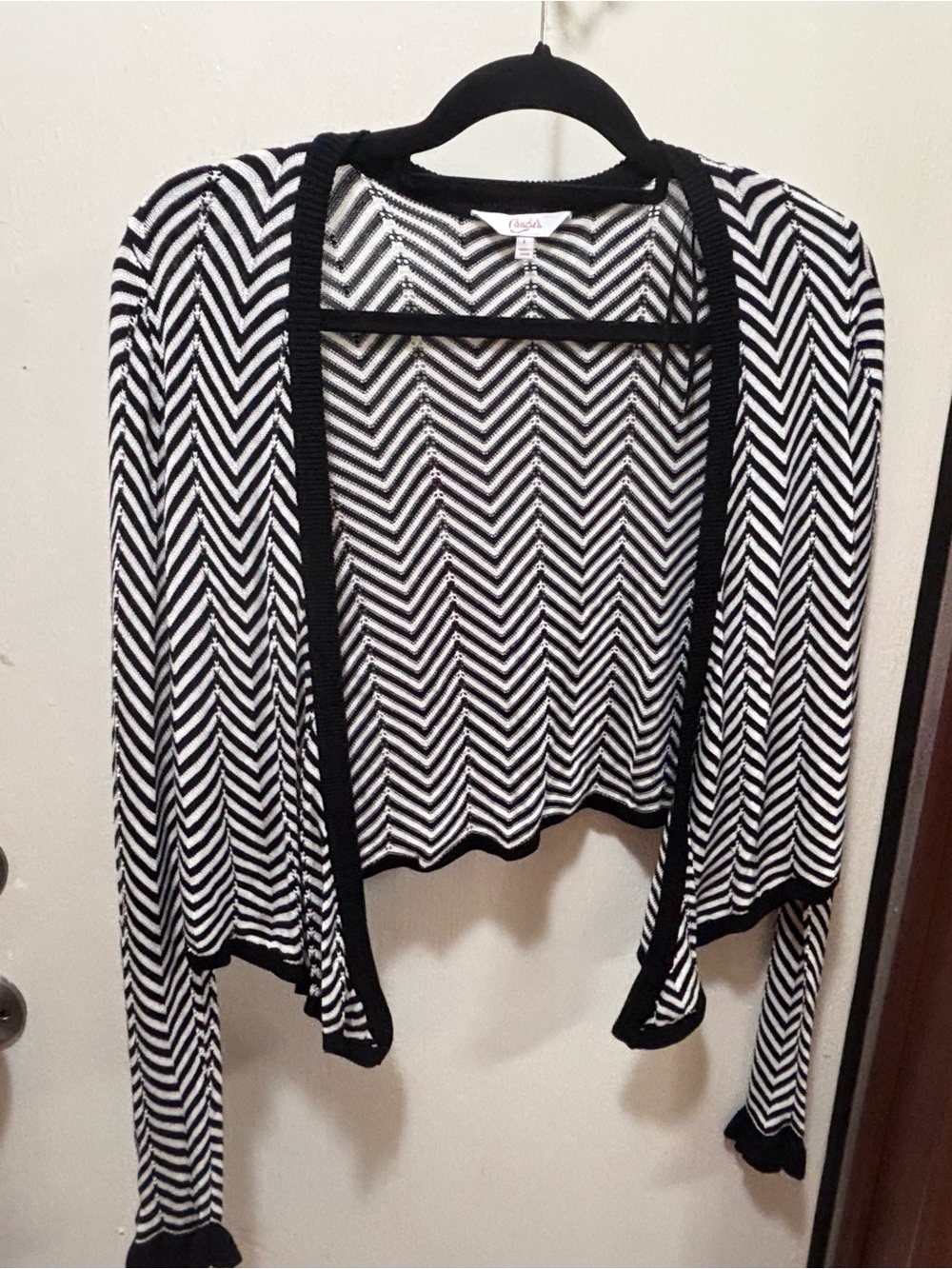Candie's Black and White Chevron Open-Front Cardigan